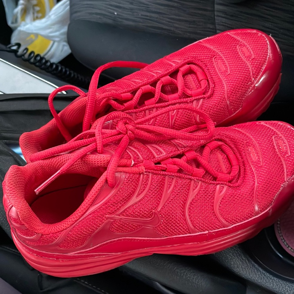Red Nike Kids Airmax